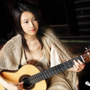 美女​吉他​演奏家——村治佳织
