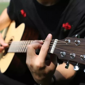 【吉他教学】学吉他必须要养成这十二个好习惯!