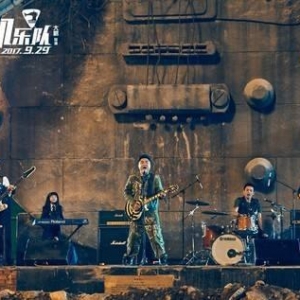 教你四个和弦弹唱《缝纫机乐队》插曲 都选C