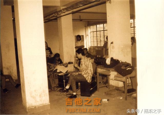 许巍飞乐队吉他手，西安著名吉他音乐人高松老师病逝，沉痛怀念
