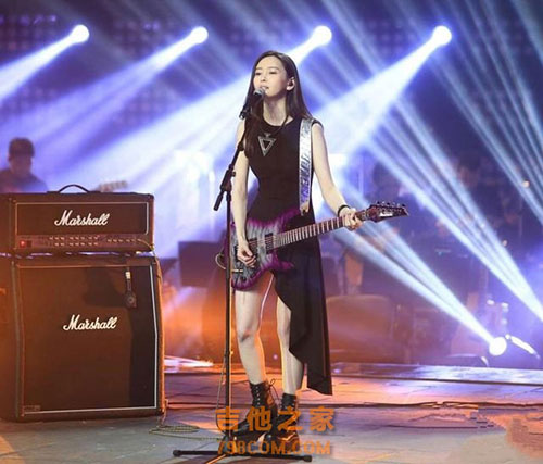 吉他女神曾因颜值太高被《好歌曲》淘汰，如今她的歌却红得不像话