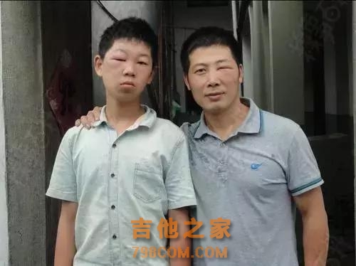 尿池吉他，真的可以弹出音符哦！看看你们的节奏感如何了