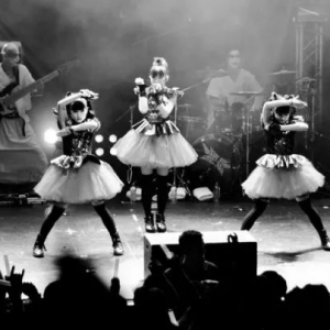 Babymetal吉他手“小神”藤冈干大的十大吉他瞬间