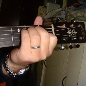 18音乐，吉他手型手势练习技巧，没想到这么简单