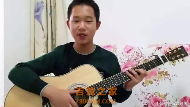 13岁男孩刘嘉卓指弹吉他：高晓松看完说想砸琴