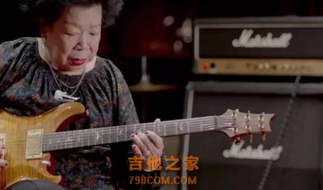 81岁的她，用摇滚征服总理，更征服了所有人，简直就是行走的传奇