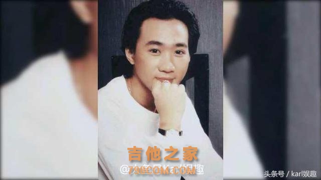 沙哑嗓音加吉他弹奏是他的标志, 歌曲传唱至今, 老少通吃!