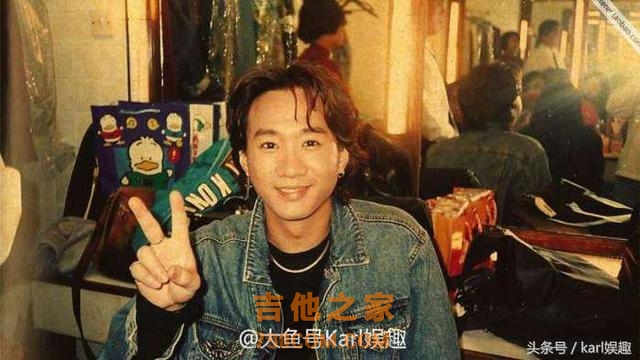 沙哑嗓音加吉他弹奏是他的标志, 歌曲传唱至今, 老少通吃!