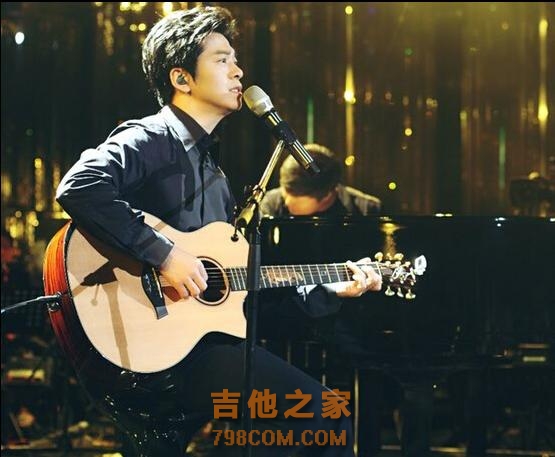会弹吉他的明星，李健 刘亦菲 还有影帝，竟然还有这对情侣