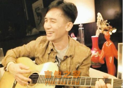 会弹吉他的明星，李健 刘亦菲 还有影帝，竟然还有这对情侣
