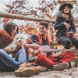 你的第一把吉他是如何得来的？