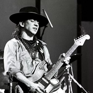 吉他大师 Stevie Ray Vaughan是这样试音的