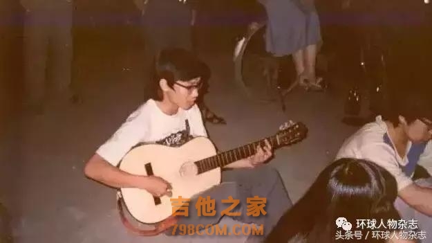窦唯请他弹吉他，央视请他唱歌…玩摇滚的中科院博导也是没sei了
