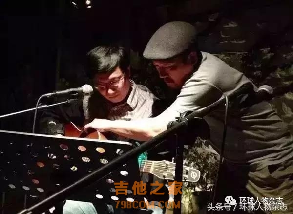 窦唯请他弹吉他，央视请他唱歌…玩摇滚的中科院博导也是没sei了