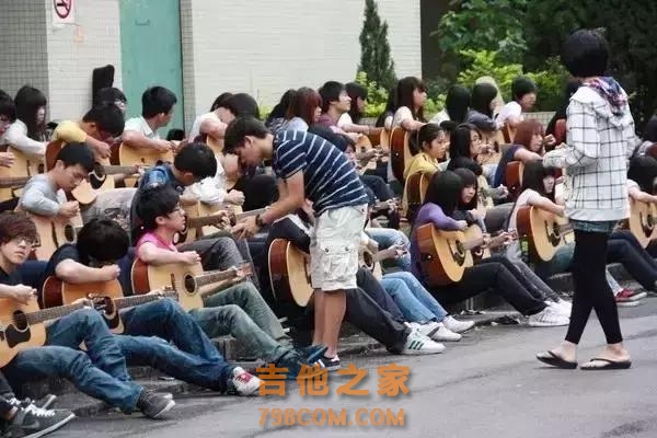 找一个不“坑”的吉他老师有多难？