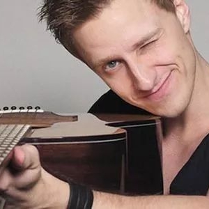 德国指弹大手子tobias Rauscher指弹吉他教程【第一期】