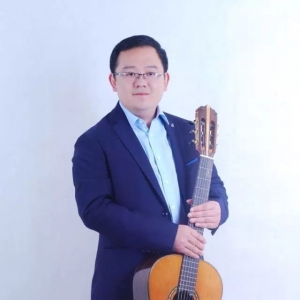 尚一艺吉他教育联合创始人录制教学视频