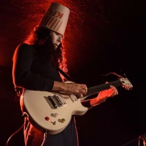 桶头Buckethead,一把吉他,一桶江湖!