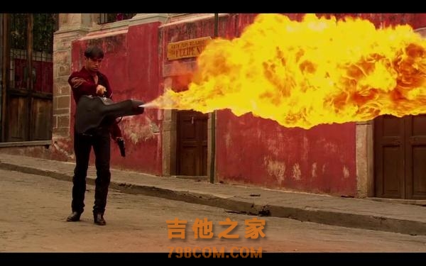 一言不合就开枪，小心电影里的吉他歌手！