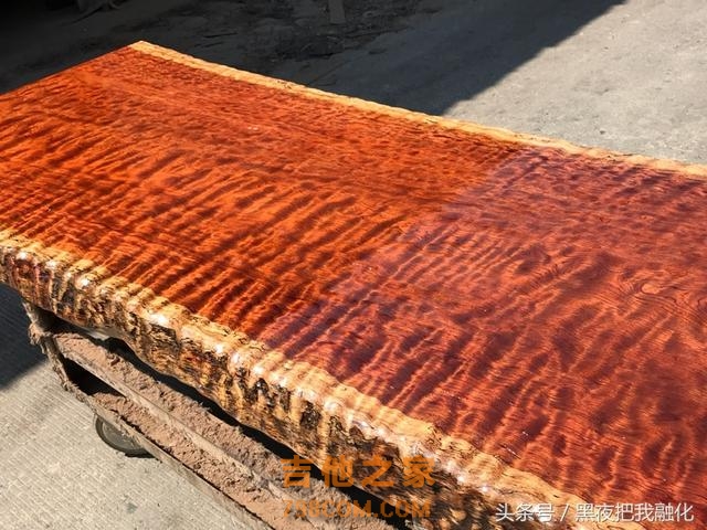 一开始，我也想像李宗盛一样，好好的做一把吉他。