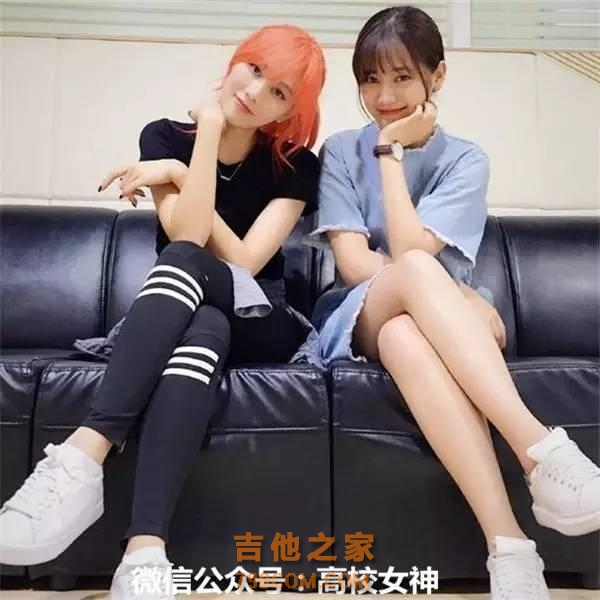 90后潮汕揭阳歌手甜美可人，获封吉他女神