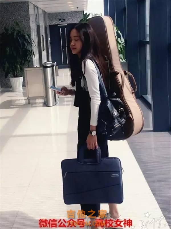 90后潮汕揭阳歌手甜美可人，获封吉他女神