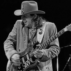 蓝调传奇Stevie Ray Vaughan的吉他