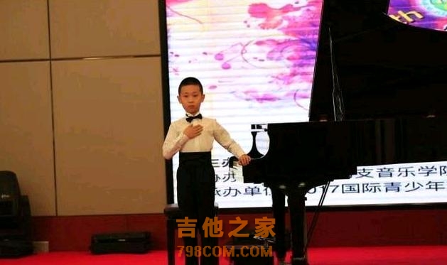 萌娃才艺惊人：诺一弹吉他，大俊走向国际，看完王诗龄不会再黑她