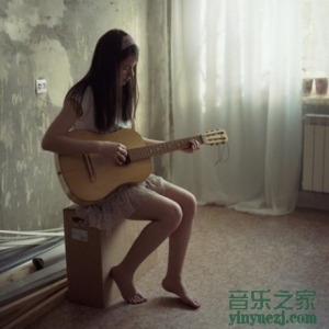 初学吉他怎样校音?