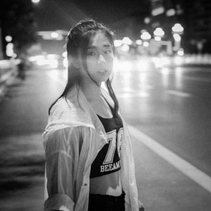 异城之夜，靓丽之境，吉他陪伴！