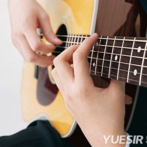 吉他的六根弦的空弦音是什么？