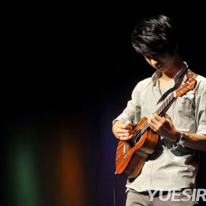 Ukulele和民谣吉他有什么区别？