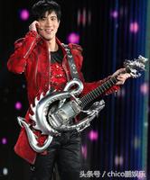 好声音庾澄庆的吉他是限量版！但最厉害还是王力宏一把吉他上百万