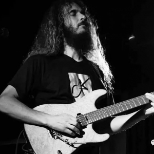 吉他鬼才Guthrie Govan 与RotoSound 琴弦相伴的十年