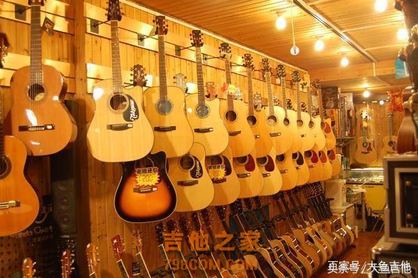 吉他新手购琴指南暨试琴礼仪
