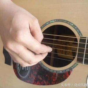 学吉他，右手这些错误姿势，看看你有没有？