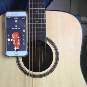 40岁男人的吉他之路~练习第一天