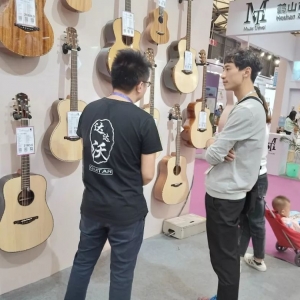 达达沃品牌吉他现场组图|视频报道 | 2018上海国际乐展之第二天 ... ...
