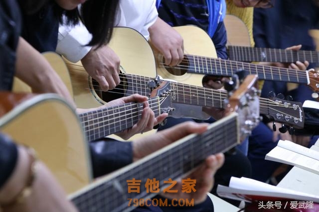 一把吉他一个梦，见证这位武隆80后到职业摇滚乐手的蜕变