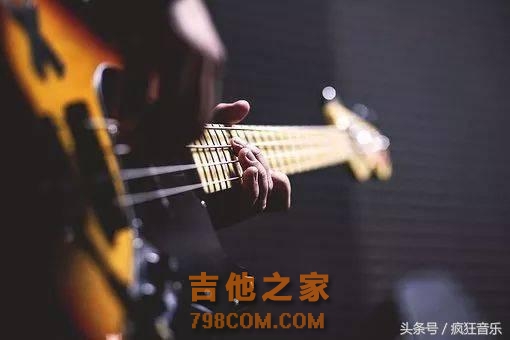 听到一首歌马上就能用吉他伴奏是怎样炼成的？