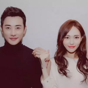 唐嫣罗晋维也纳童话婚礼疑曝光：稳稳的幸福是你在作我在笑 ... ... ... ...