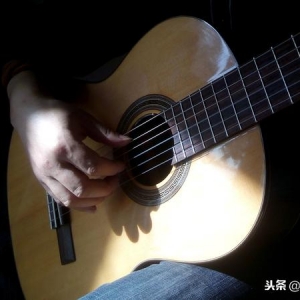 初学吉他扫弦方法，打节奏技巧全在这里，真的很实用 ...