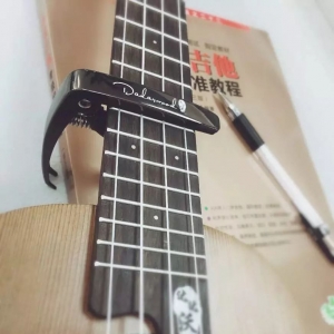 科普|关于吉他变调夹