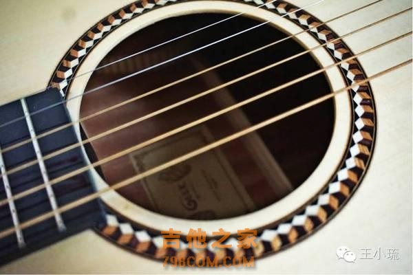 GEEK智能吉他评测：从音乐菜鸟到大神的一步升级