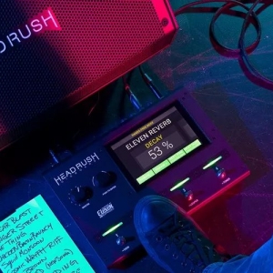 搭载触摸屏的综合吉他效果器 —— HeadRush GigBoard