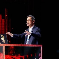 《一堂好课》罗大佑、康辉上演吉他教学