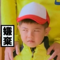 “刚学吉他买个两三百的琴就够了呀！”