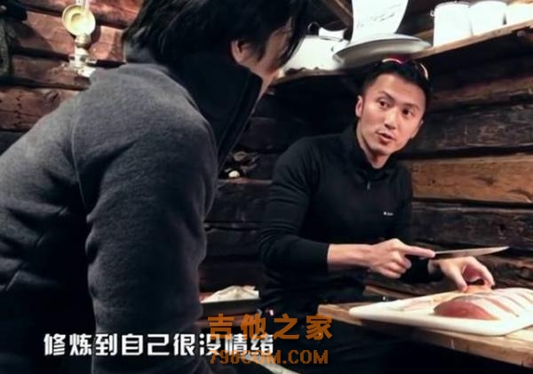 摔吉他，深陷顶包案，与大11岁天后恋爱，谢霆锋的那些叛逆岁月