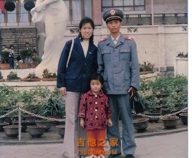 “中国宝藏女歌手”谭维维，从万人唾骂到再度翻红，她经历了什么