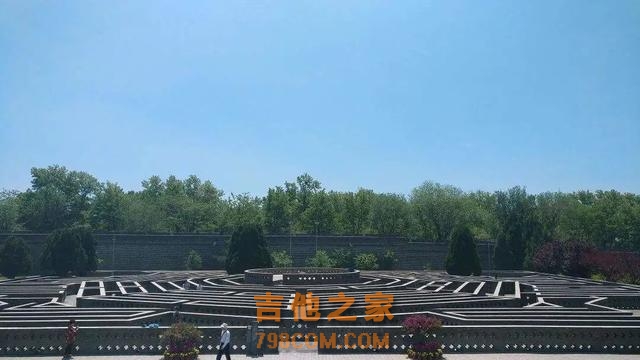 走进万里长城起始点，绵延入海的老龙头